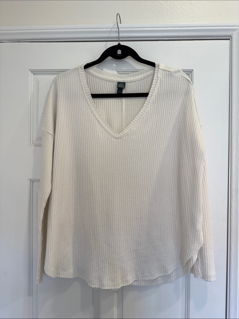 wild fable Cream Ribbed V-Neck Long Sleeve Top
